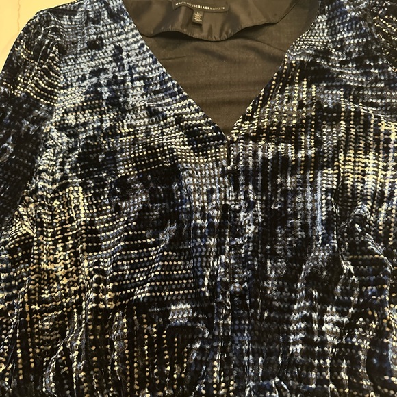 Gorgeous White House Black Mkt Long Sleeve Special Occasion Top- Like NEW - Picture 12 of 12